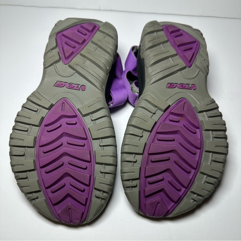 Teva Purple and Gray Strap on Sandals Size Women 6 Youth 5 - Picture 6 of 7